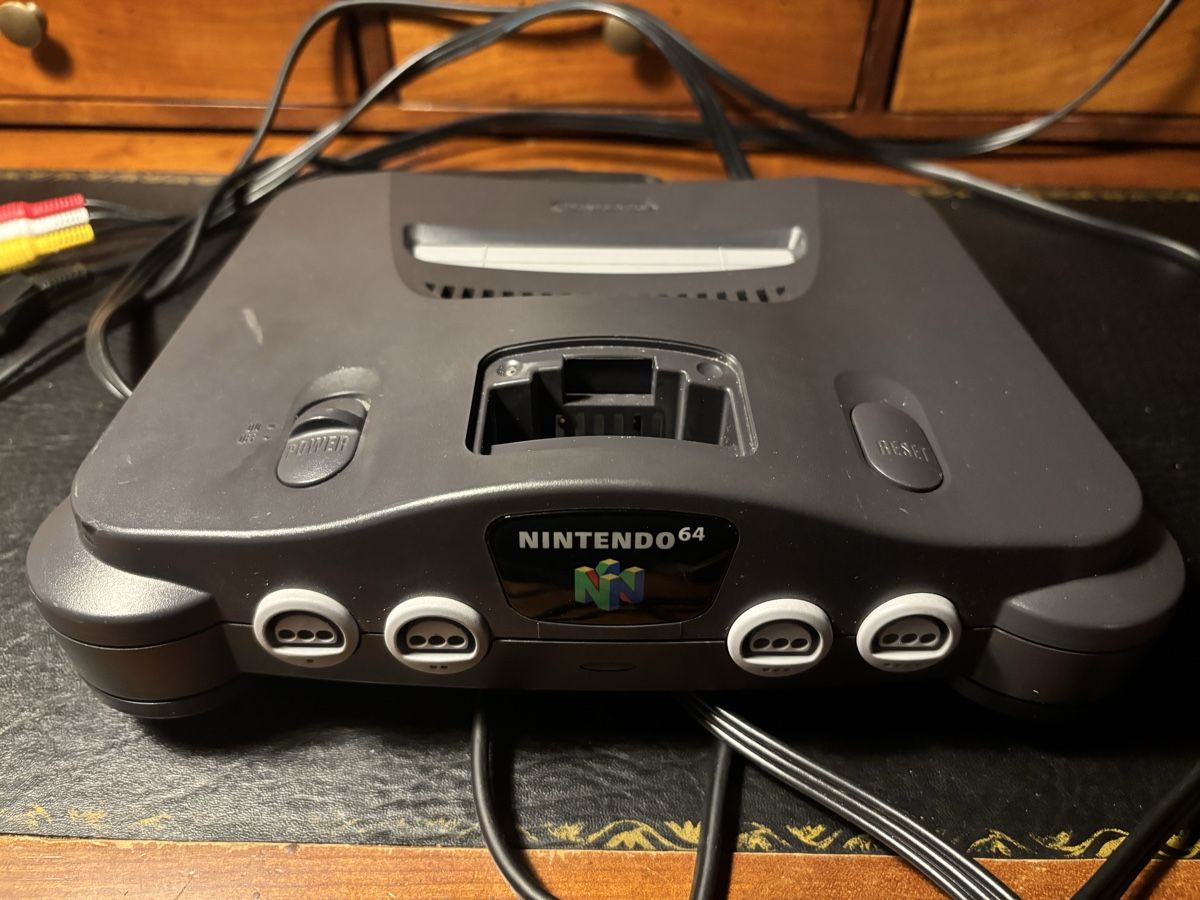 Nintendo Console: Nintendo 64 – Usato da Mézières VD venduto da P-M-C 6