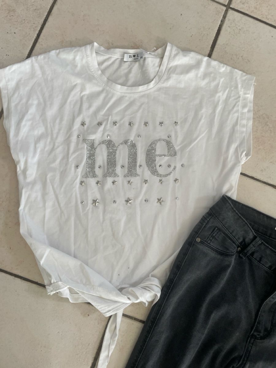 Lotti di vestiti: T-Shirt mit Strass "me" Gr.S/M & Jeans Gr.S – Usato da Obergerlafingen venduto da cabo4 2