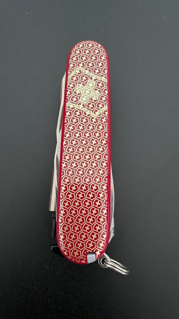 Victorinox Taschenmesser: Victorinox Jubiläums-Sackmesser – Neu und originalverpackt aus Interlaken von Qatar 3
