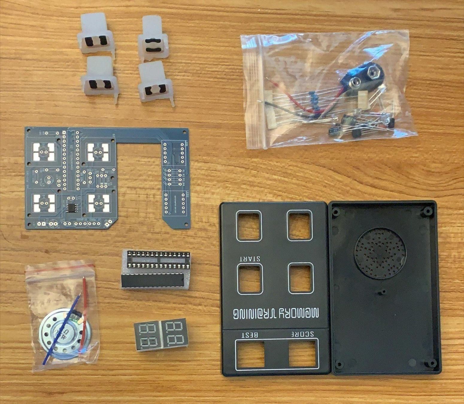 Jeux: DIY Memory Training Lötbausatz – Neuf avec emballage d'origine à Gebenstorf par RetroFuture 2