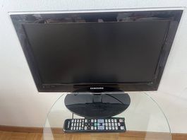 Samsung Fernseher mit Fernbedienung gebraucht