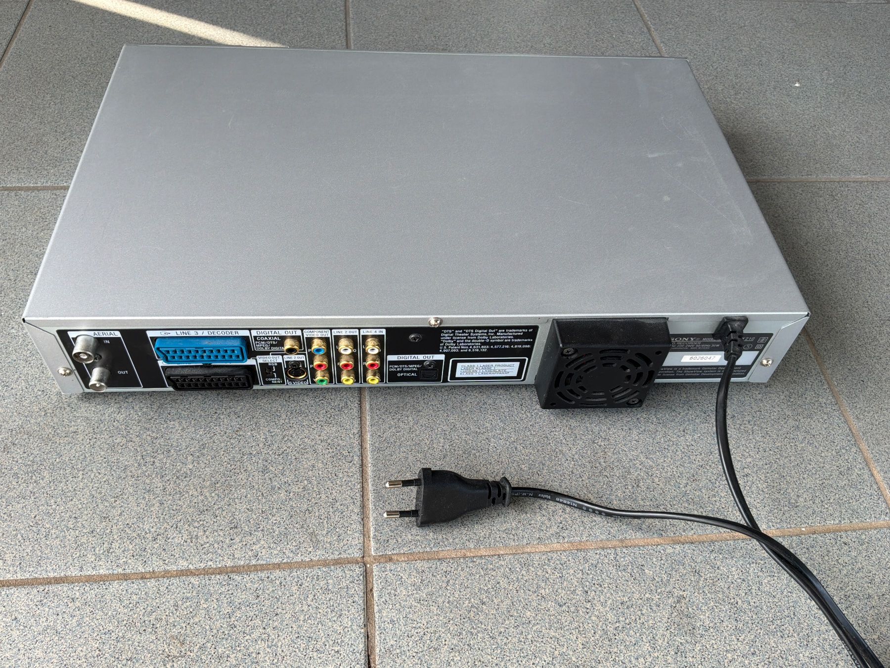 Sony Enregistreurs: Sony DVD Recorder RDR-GX210 – D'occasion à Massagno par mar_k9xb 1