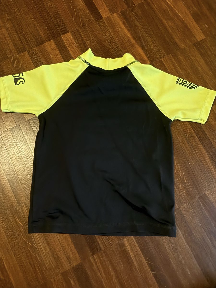 Costumi da bagno: UV Shirt 98 – Usato da Winterthur venduto da hera05 1