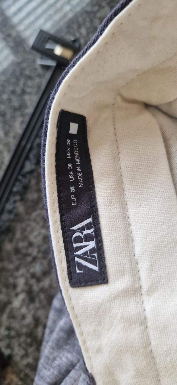 Zara Pantaloni: Pantalon Zara Eur 38 – Usato da Epalinges venduto da Ozili 1