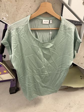 VILA Top VIELLETTESatin Grösse 40 Mintgrün neu mit Etikett