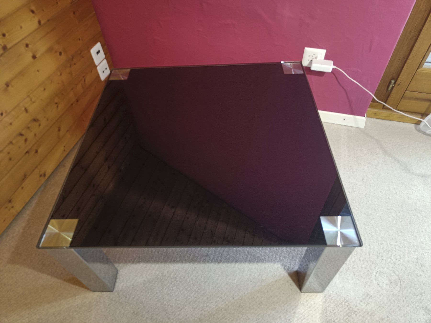 Tische: Couchtisch mit Glasplatte – Gebraucht aus Winterthur von michawint