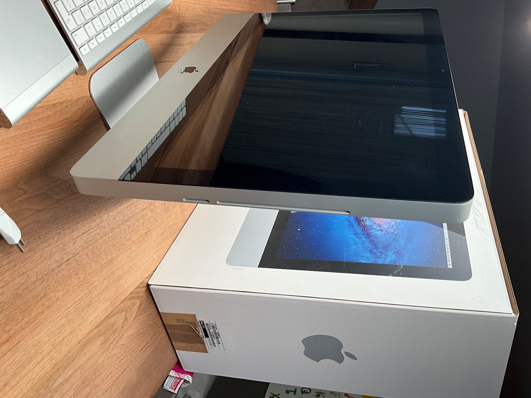Apple PCs: Apple iMac 12.1 21.5" – D'occasion à Tuggen par pp82 2