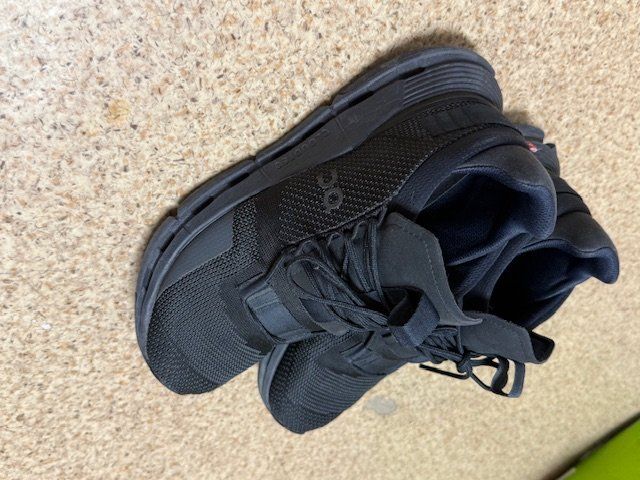 On Damenschuhe: On Cloudtec Grösse 38 – Gebraucht aus Oeschgen von Mich_elle