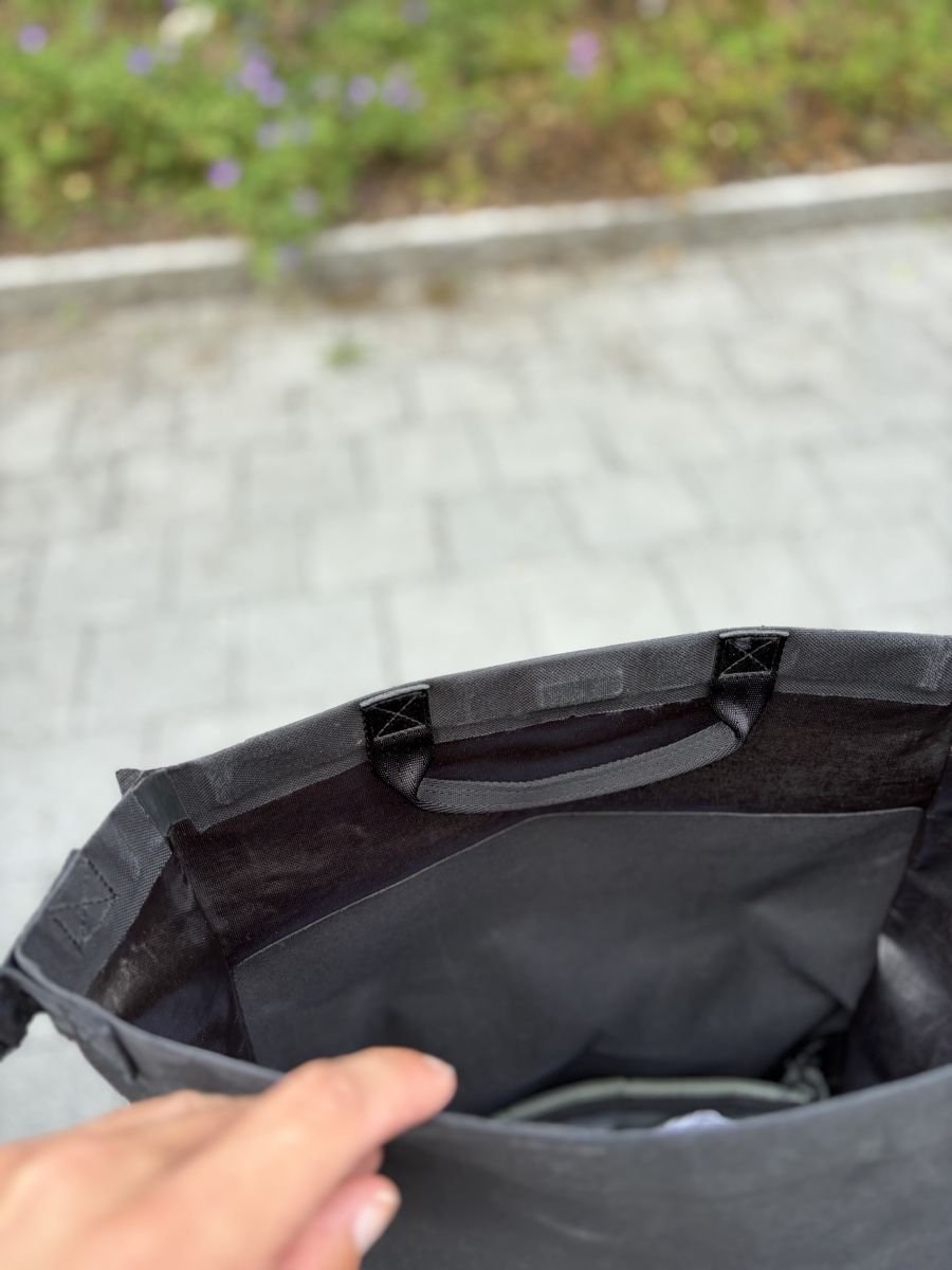 Chrome Rucksäcke: Chrome Rucksack schwarz guter Zustand – Gebraucht aus Thalwil von Counterdude 9