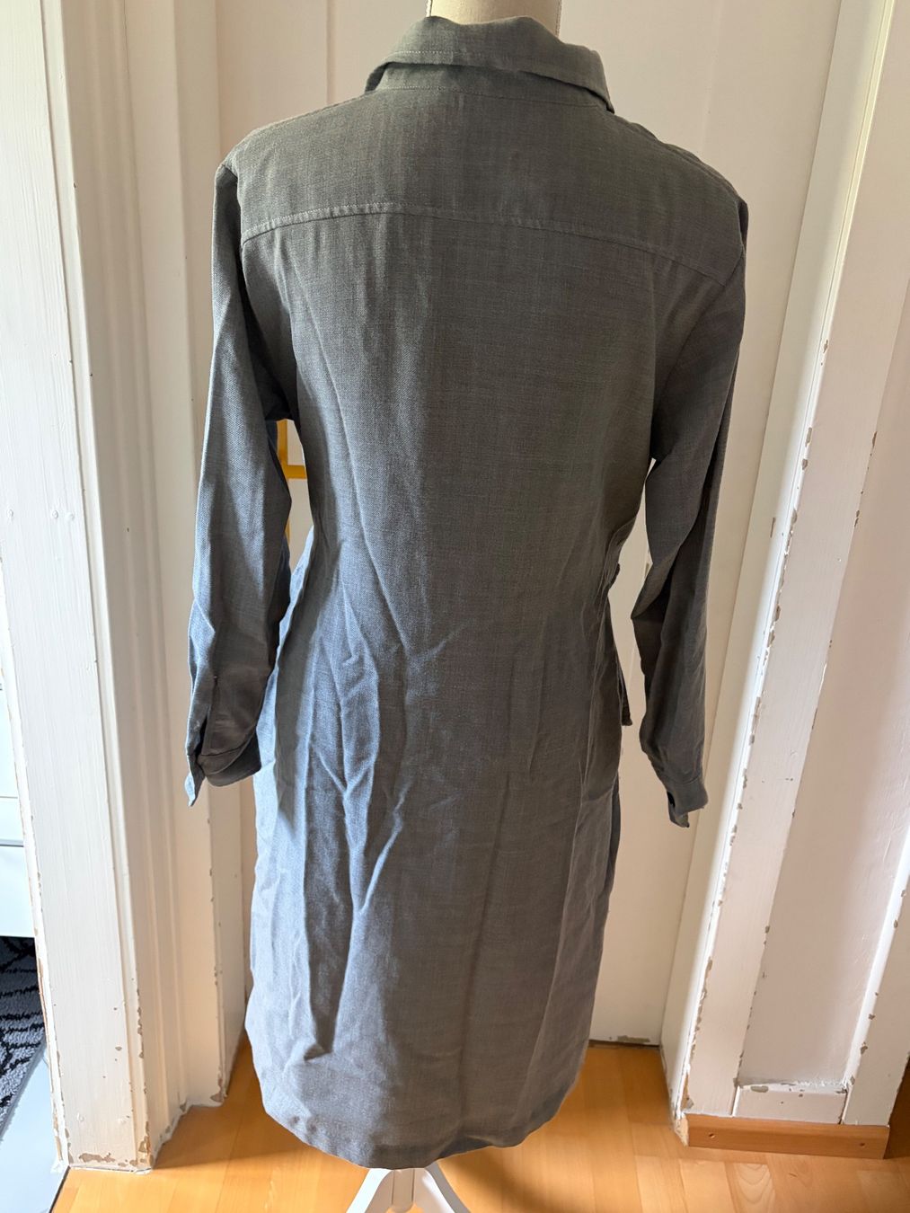 Steffen Schraut Kleider: Feines Wollkleid von Steffen Schraut – Gebraucht aus Schaffhausen von _queen_c 1