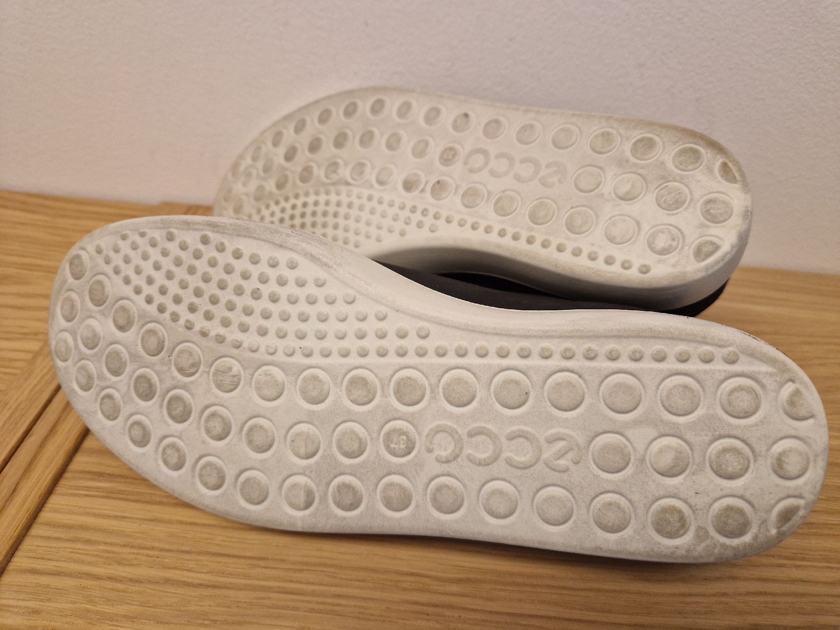 Ecco Chaussures femmes: Ecco Sneaker Leder schwarz 37 – D'occasion à Lichtensteig par Cocabana_16 5