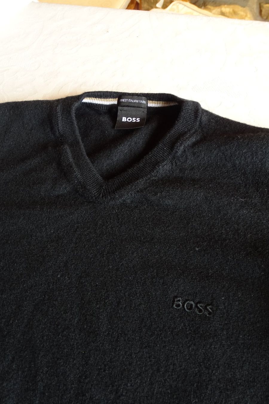 Hugo Boss Maglioni & Felpe: pull  BOSS 14 ans noir  BOSS Pullover  Größe 14 schwarz – Usato da Lugnorre venduto da gg17 2