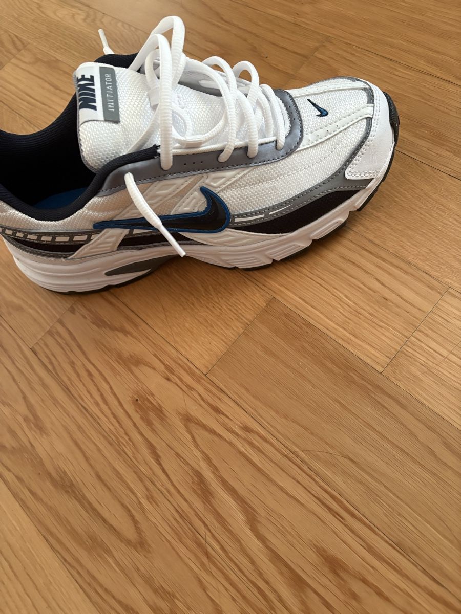 Nike Herrenschuhe: Nike Initiator neu Original Gr 41 – Neu (gemäss Beschreibung) aus Riehen von NoName_80