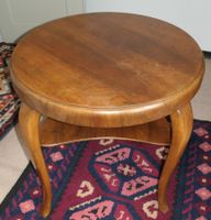 Original antiker Vintage-Beistelltisch / Salontisch