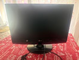 Monitor LG, 19 Pollici, Ottime Condizioni - Affare!
