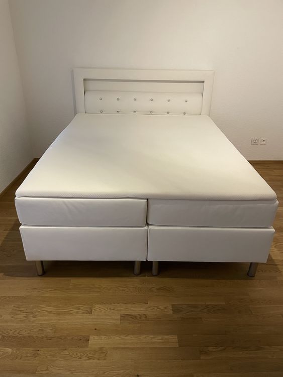 Elegantes Boxspringbett, Weiss mit Strass, Top Zustand (Neu (gemäss ...