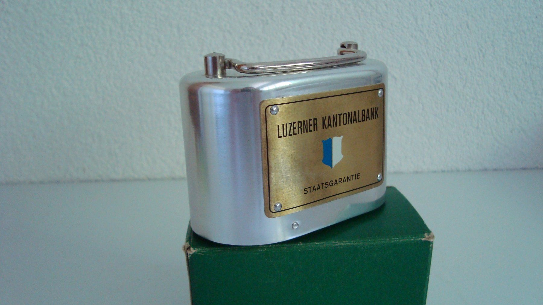 Salvadanai: Vintage Sparkässeli der Luzerner Kantonalbank ein Original. – Nuovo e nell'imballaggio originale da Neuenkirch venduto da siuprellum 1