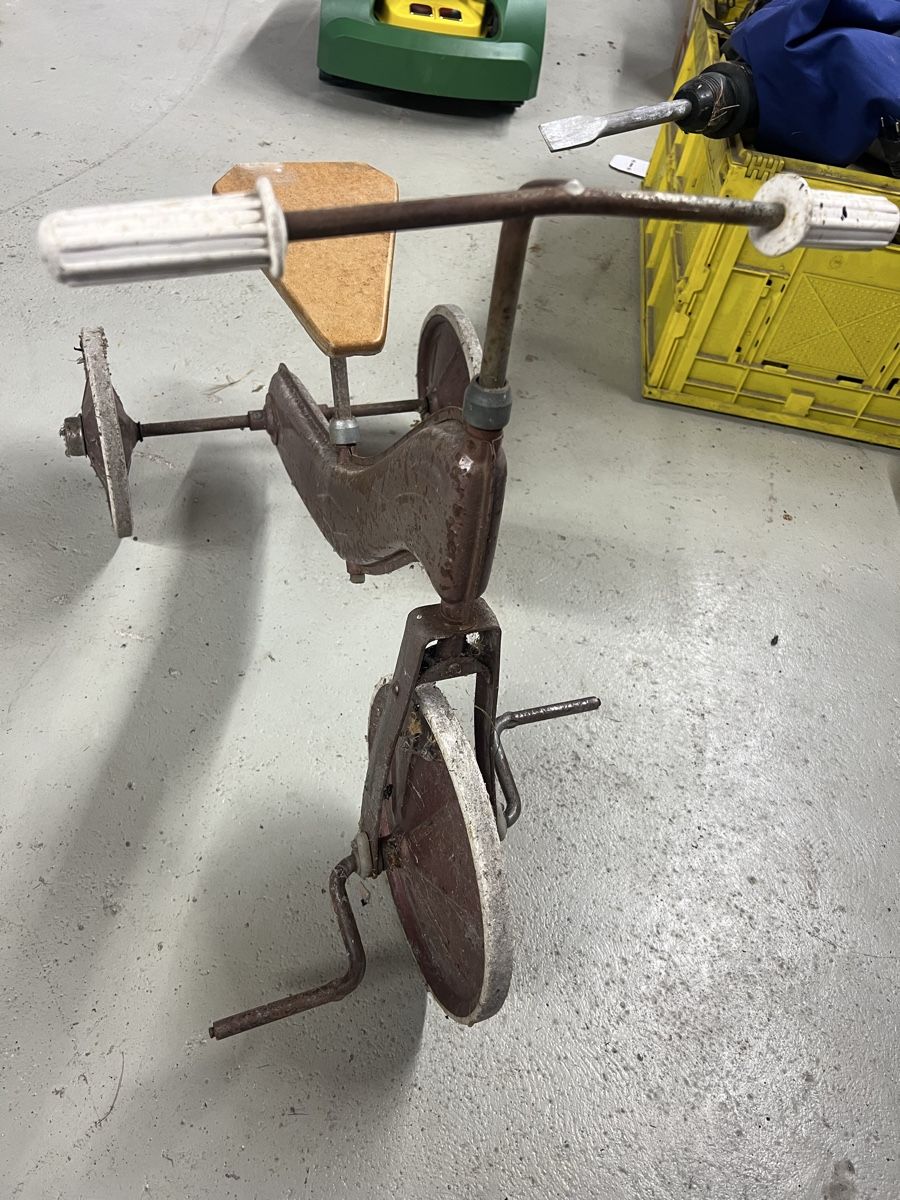 Biciclette: Tricycle ancien à restaurer – Difettoso da Burtigny venduto da dj1_8wjr