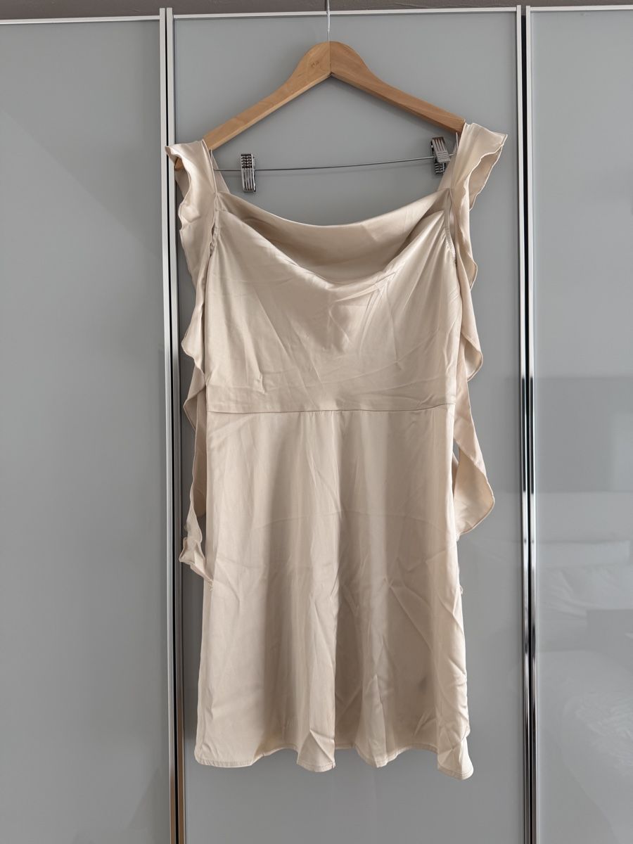 Robes: Sommer Kleid – Neuf (Voir description) à Dübendorf par MariaS. 2