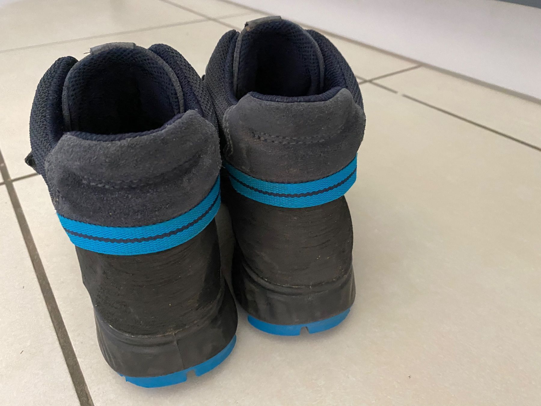 Ecco Scarpe per ragazzi: Ecco Wanderschuhe Trekkingschuhe Grosse 38 – Usato da Alpnach Dorf venduto da ljusja 2