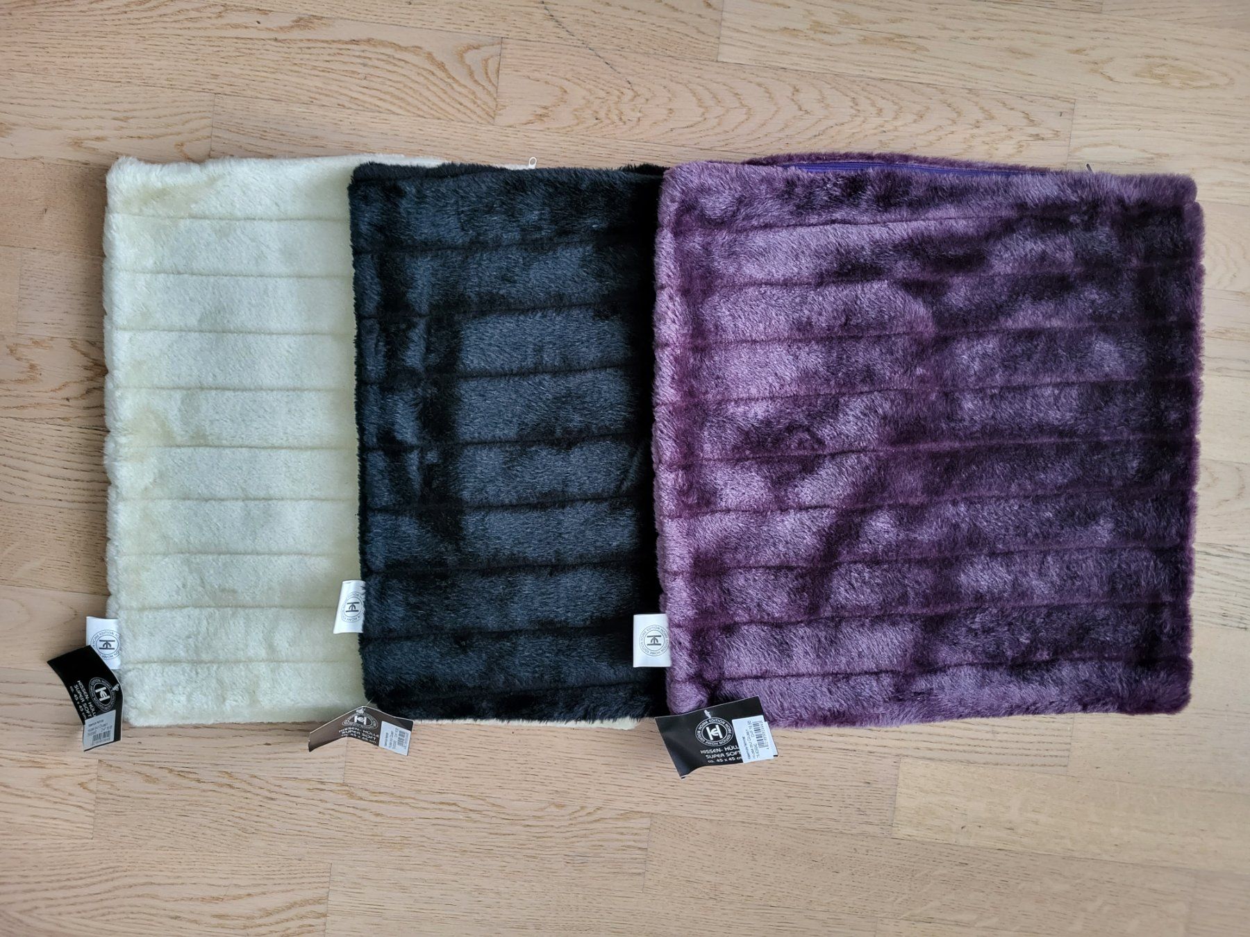 Kissen: 3x Kissenhüllen aus Fellimitat ca.45x45cm – Neu und originalverpackt aus Richterswil von Rem2011 1