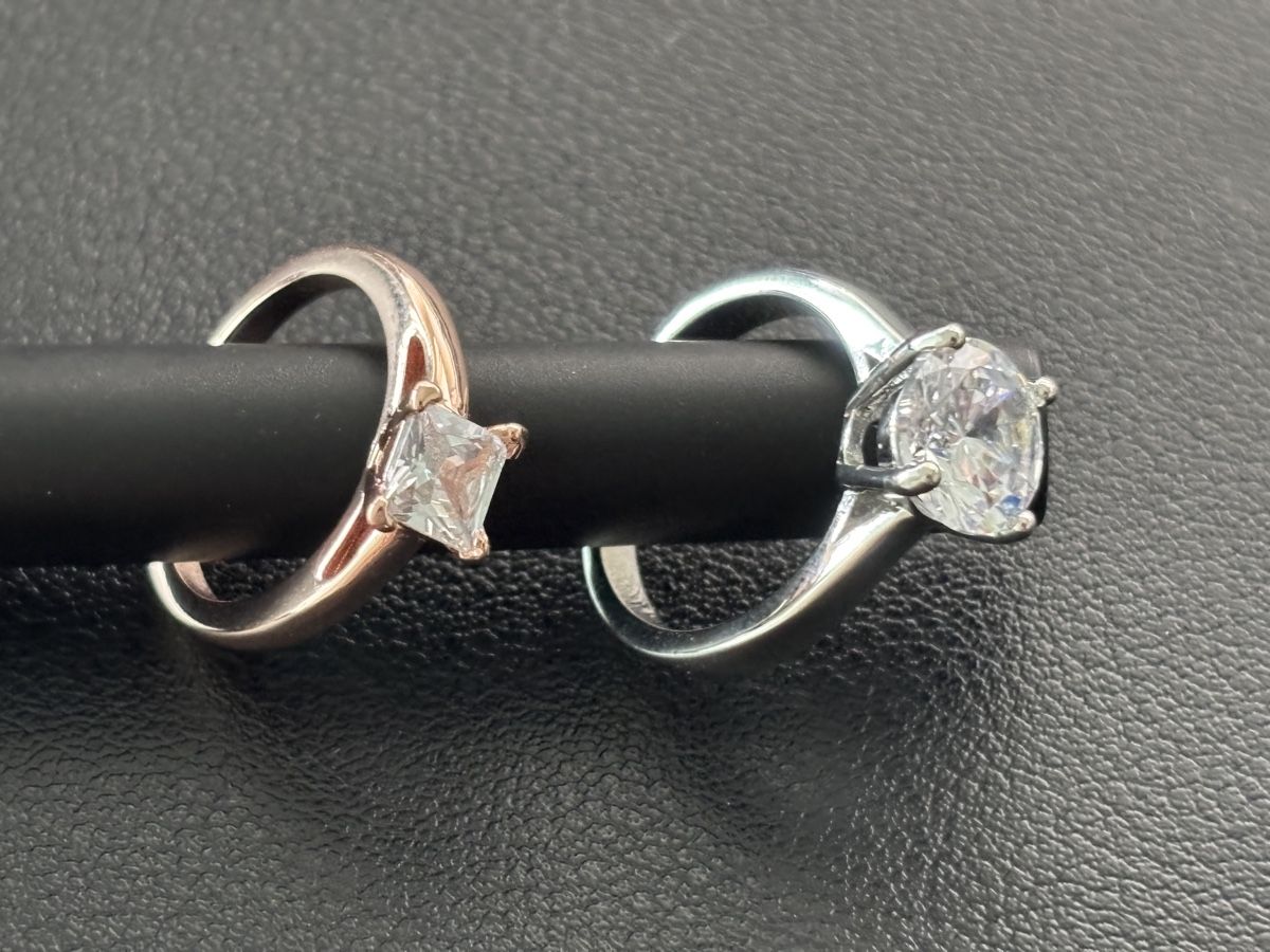 Anelli: 2 x Solitaire Rings – Nuovo e nell'imballaggio originale da Mellingen venduto da Guilhermefurlan