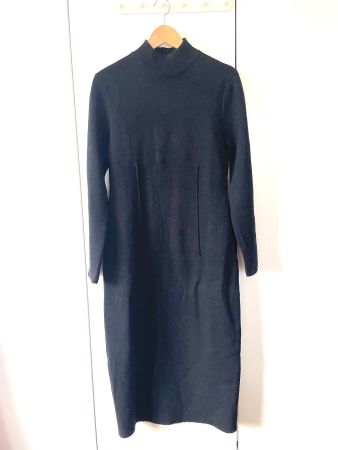 Zara Strickkleid, Schwarz, Grösse L