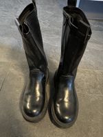 ZARA Stiefel schwarz, Gr. 30