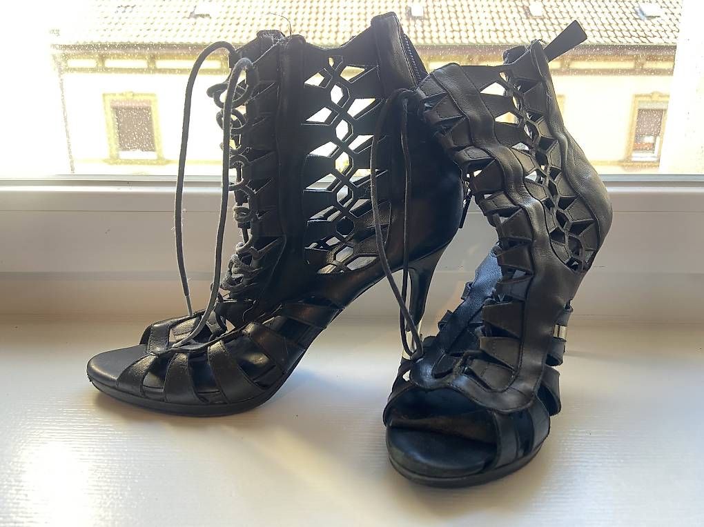 Buffalo Scarpe da donna: Buffalo Leder Schnürsandalen Grösse 41 – Usato da Basel venduto da lafleur2663