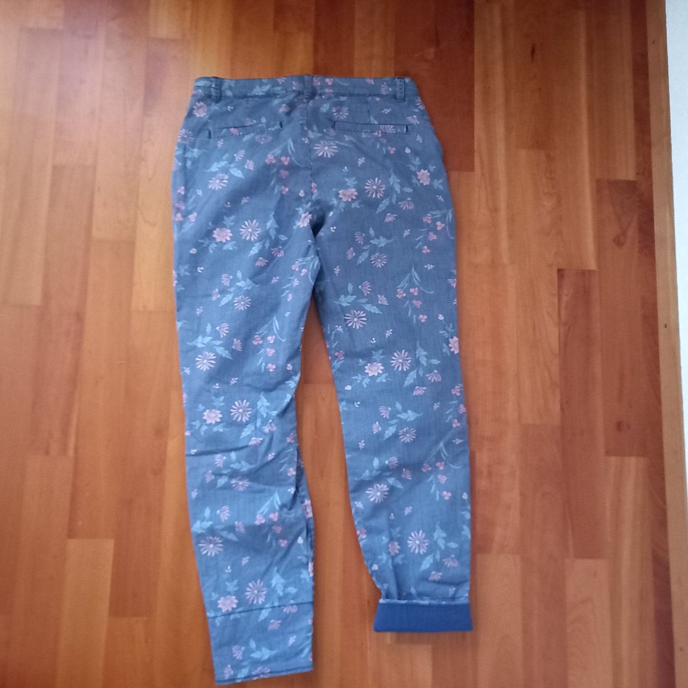 Esprit Pantaloni: Edc Hose gr. 36 – Nuovo (secondo la descrizione) da Ennetmoos venduto da enzian24 2
