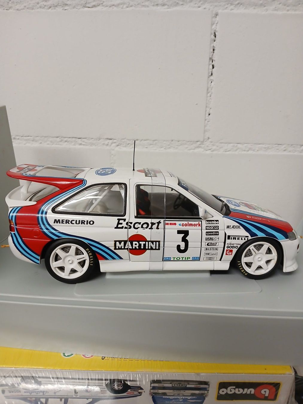 UT Models Modellautos: UT Models 1:18 Ford Escort RS Cosworth Martini – Gebraucht aus Winterthur von alfagetevau1970 2