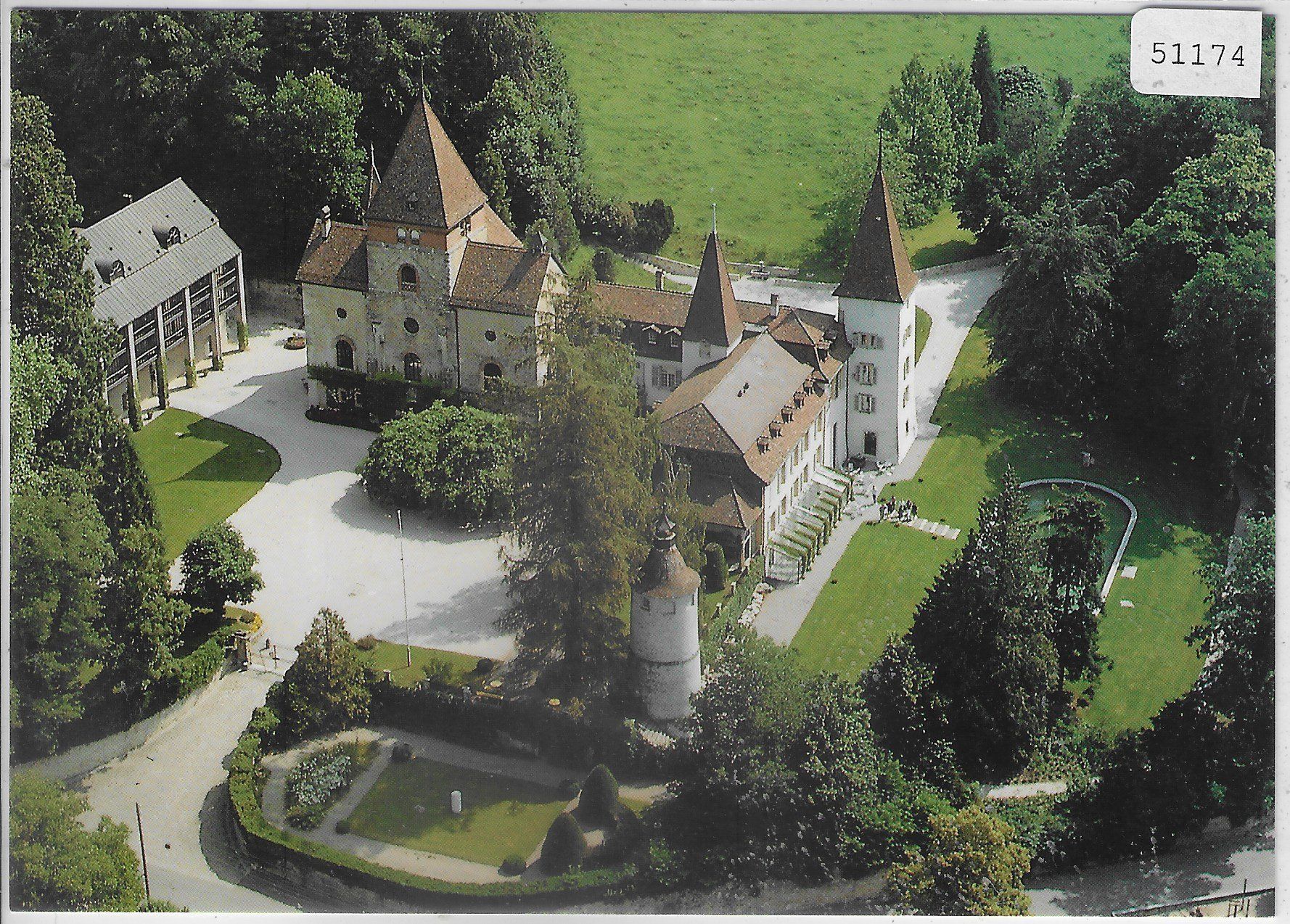 Cartoline postali: Schloss Münchenwiler – Usato da Ettingen venduto da Kartenplanet
