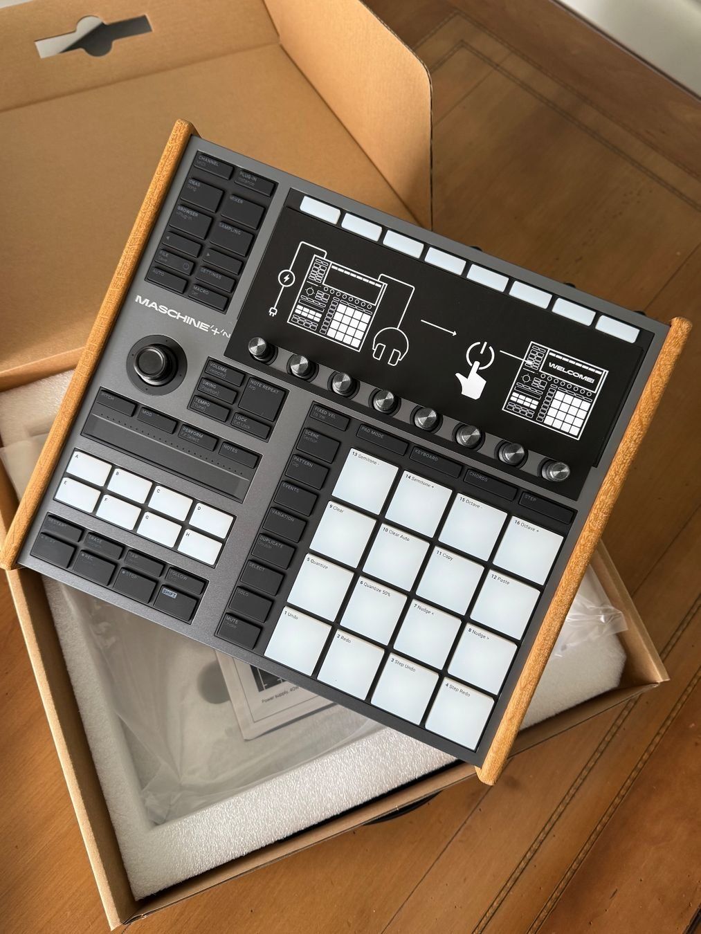Native Instruments Console di mixaggio: Native Instruments Maschine + Komplete 14 Ultimate  (Neu!) – Nuovo (secondo la descrizione) da Nesselnbach venduto da Berco0309 3