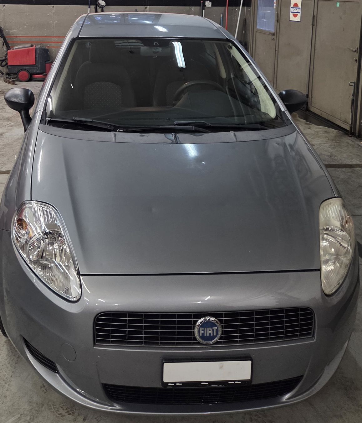 Fiat Automobili:  Fiat Punto 1.4 8v – Usato da Wettingen venduto da mer_w2pd 1