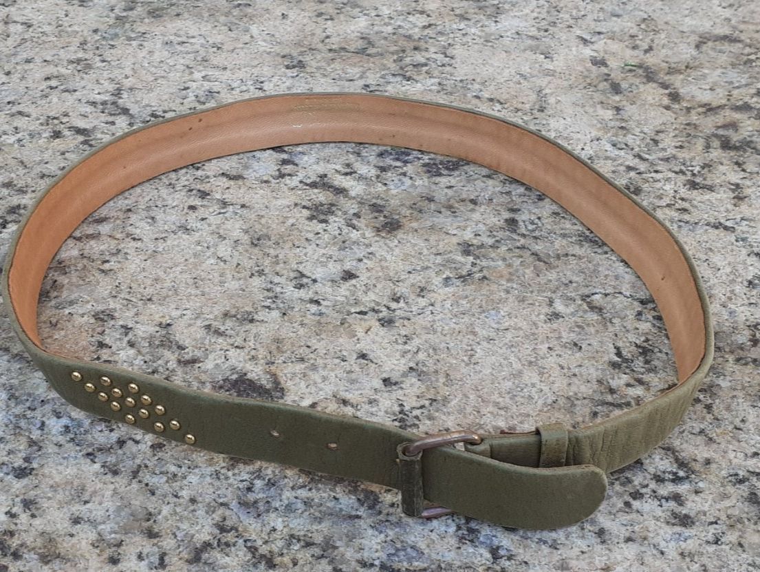 Cinture: Gürtel Vintage 1970er Leder olive – Usato da Mörschwil venduto da wunderkiste44 6