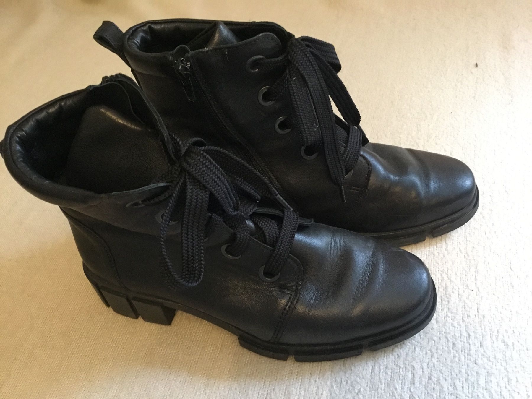 Scarpe da donna: Solidus Stiefeletten Gr. 5 1/2, 38 – Usato da Diessenhofen venduto da quinto9