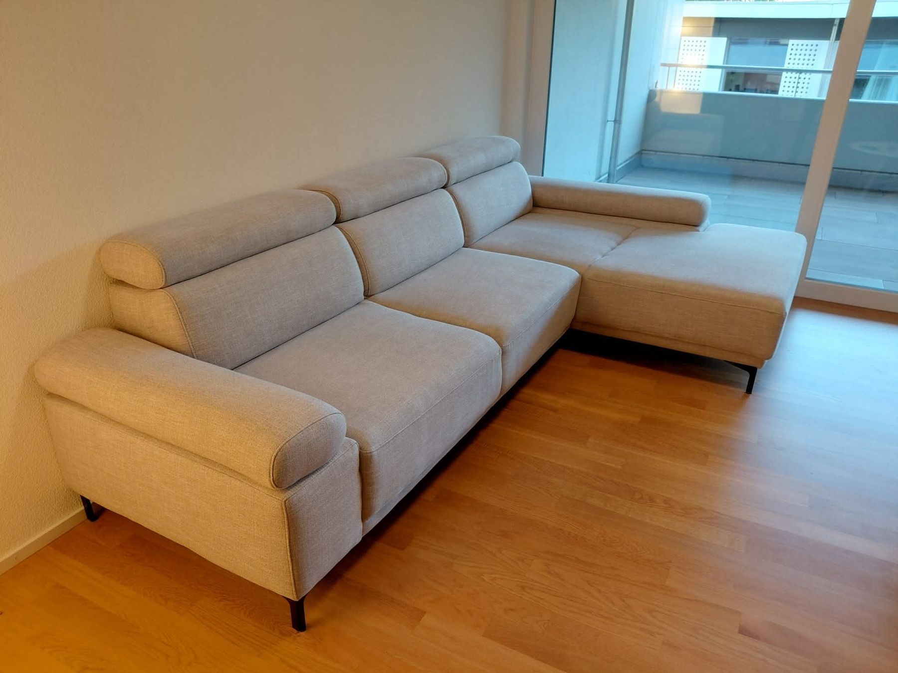 Sofas: Sofa – Neu (gemäss Beschreibung) aus Zürich von LeoSofa