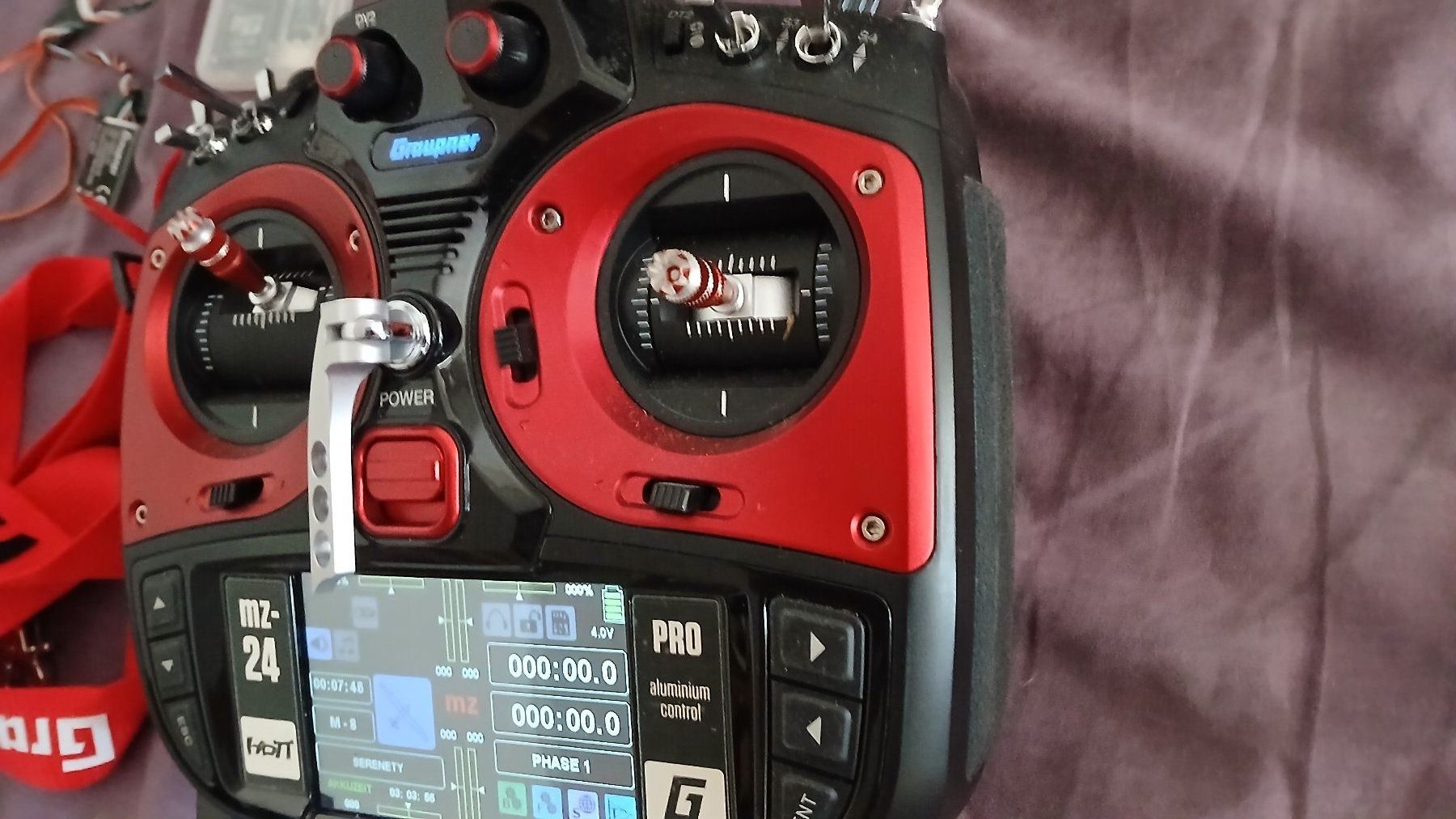 Graupner Telecomando: Graupner MZ24 Pro mit Senderkoffer – Usato da Opfertshofen SH venduto da Pppch 2