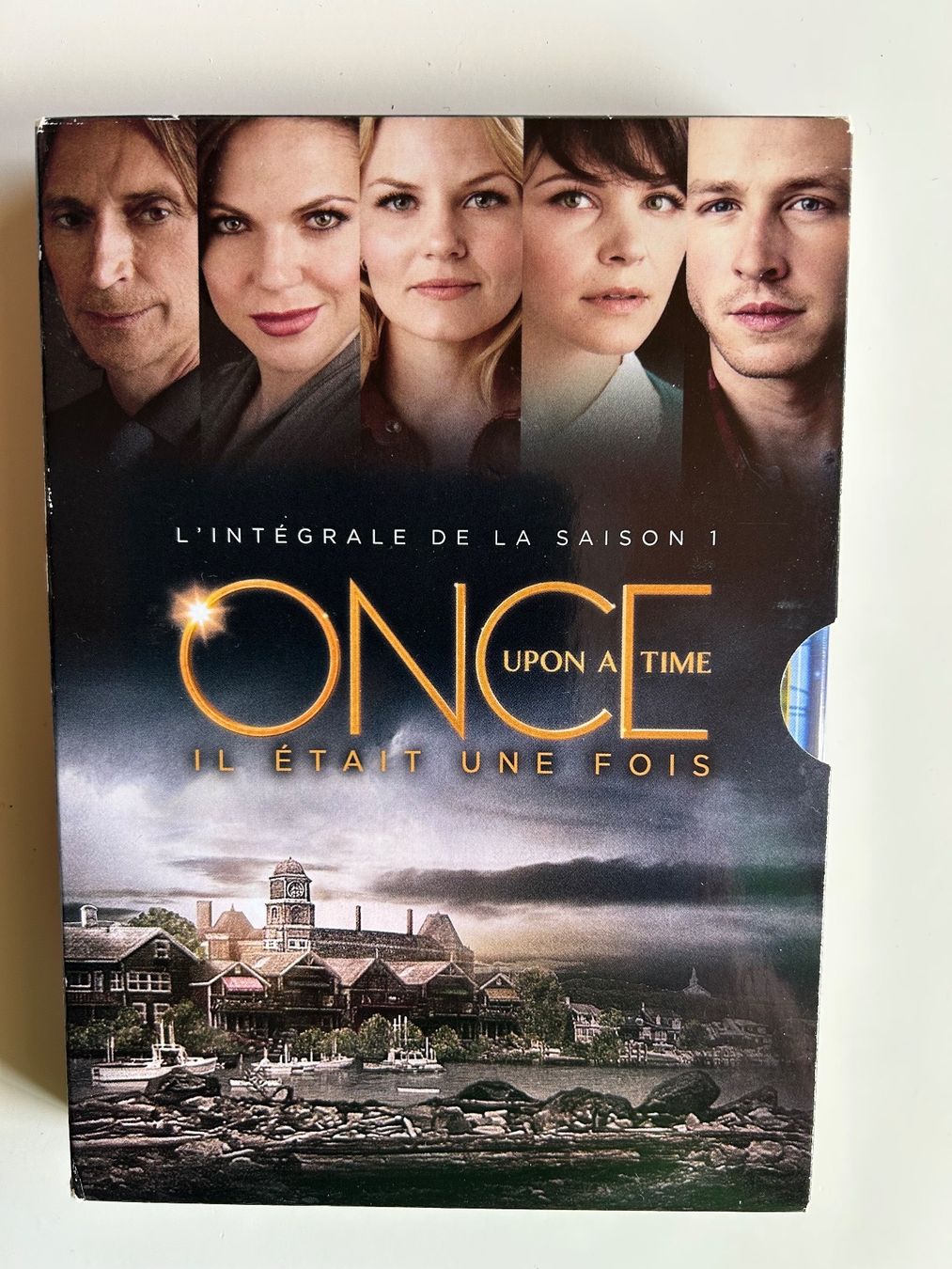 Tutti i DVDs: ONCE UPON A TIME SAISON 1 – Usato da St-Cierges venduto da Crisi53