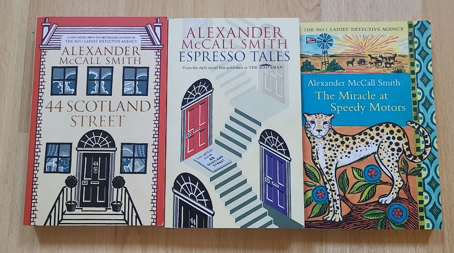 Libri: Lot de 3 livres Alexander McCall Smith – Usato da Bavois venduto da ric_sh6k