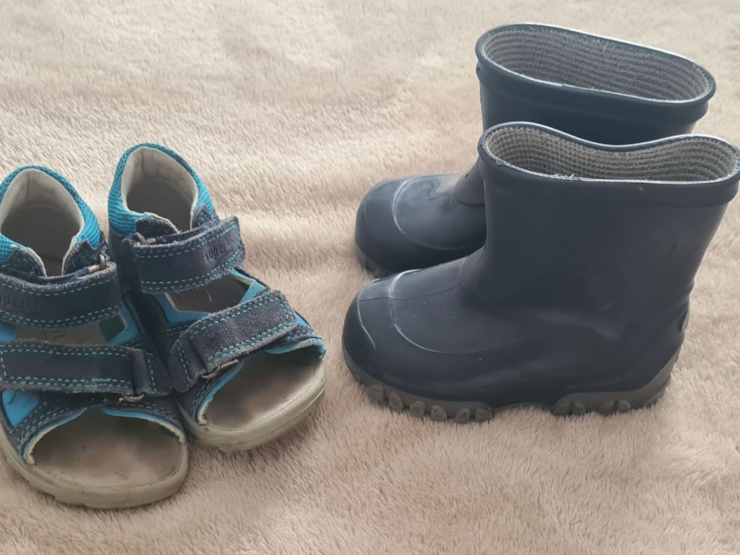 Chaussures garçon: Kinderschuhe Gr 20/21 – D'occasion à Steinen par turbogeiss99
