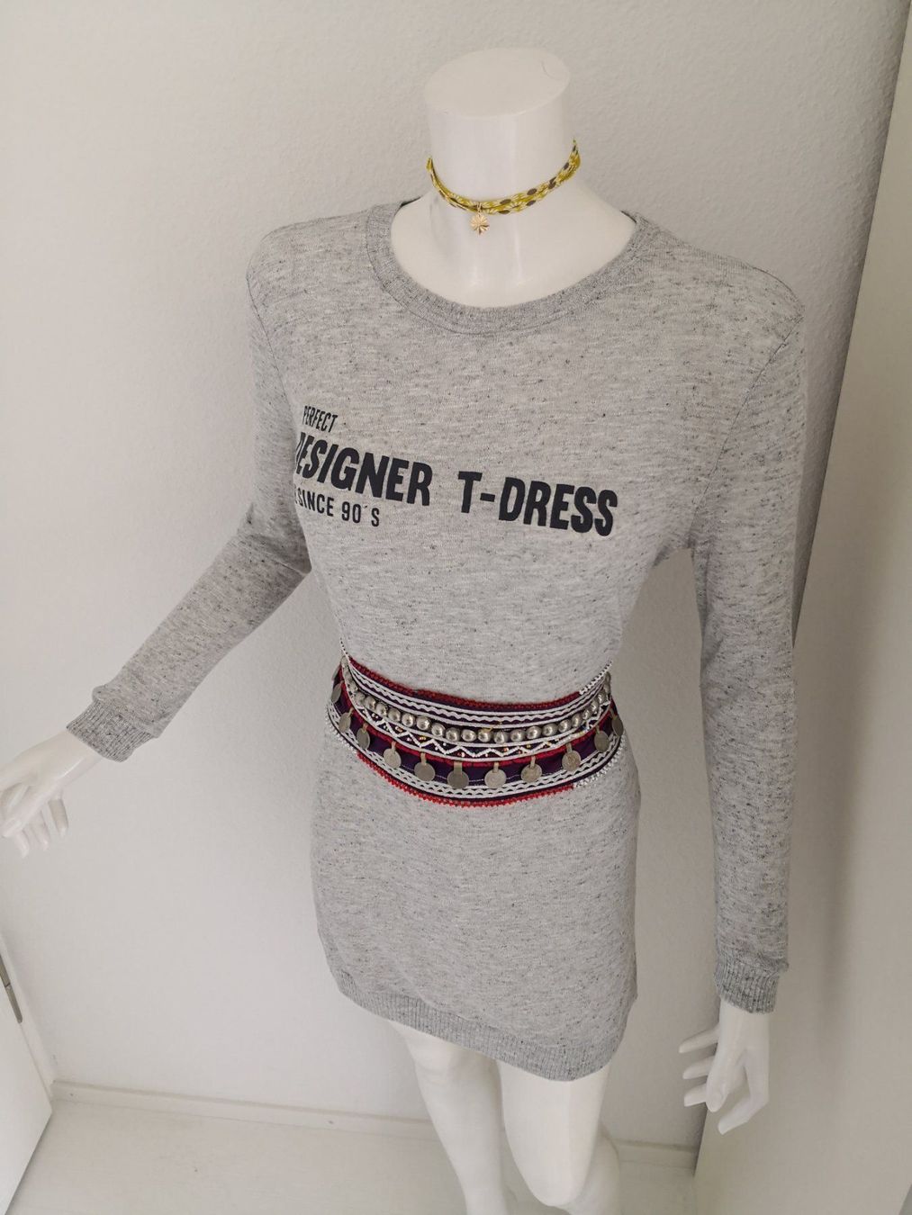 Mango Kleider: 🤩MANGO LANGARM STRICK-PULLOVER-KLEID GRAU&DRUCK & ARMANI P. – Gebraucht aus Olten von Naja-Twins-Twins 2