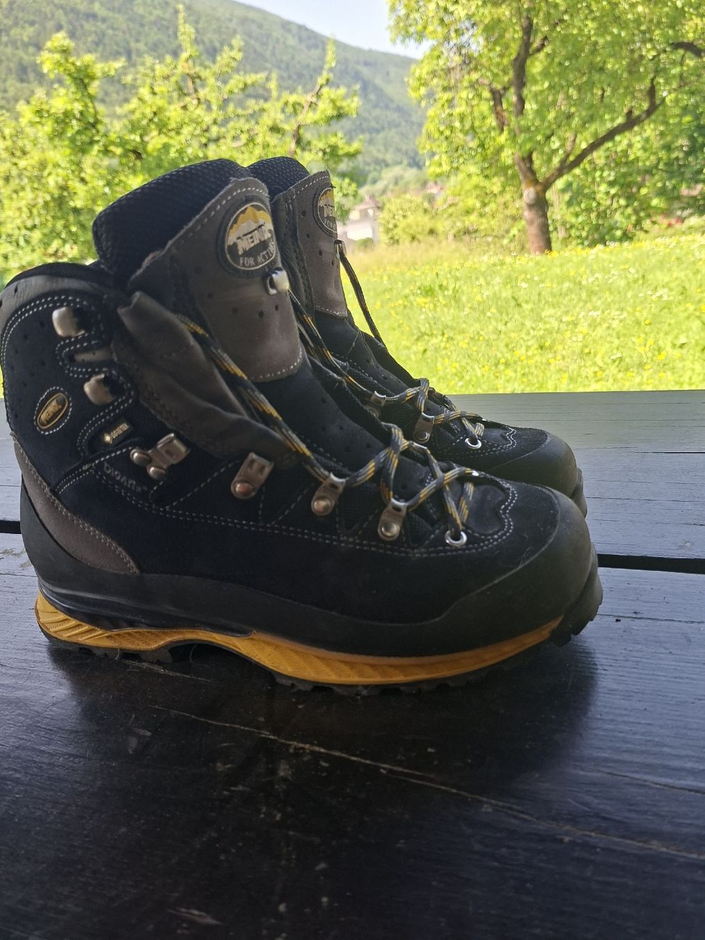 Meindl Scarpe da uomo: Chaussures marche haut de gamme Meindel Digafix – Nuovo (secondo la descrizione) da Péry-La Heutte venduto da h-u.rohrbach 1
