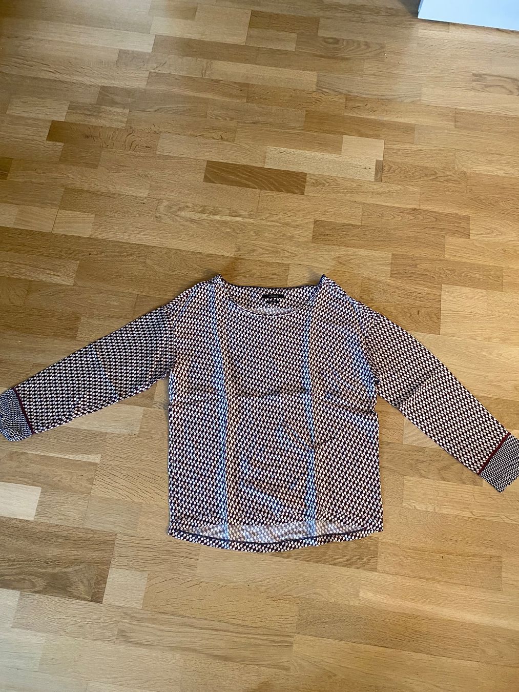 Camicette: Odeeh Bluse Damenbluse Oberteil Damen Gr 36 S – Usato da St. Gallen venduto da ka_mo