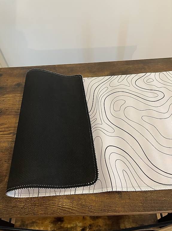 Tappetini per mouse: Mouse Pad Soft Smooth Surface and Anti-Slip, White – Usato da Unterägeri venduto da eve_76lj 1