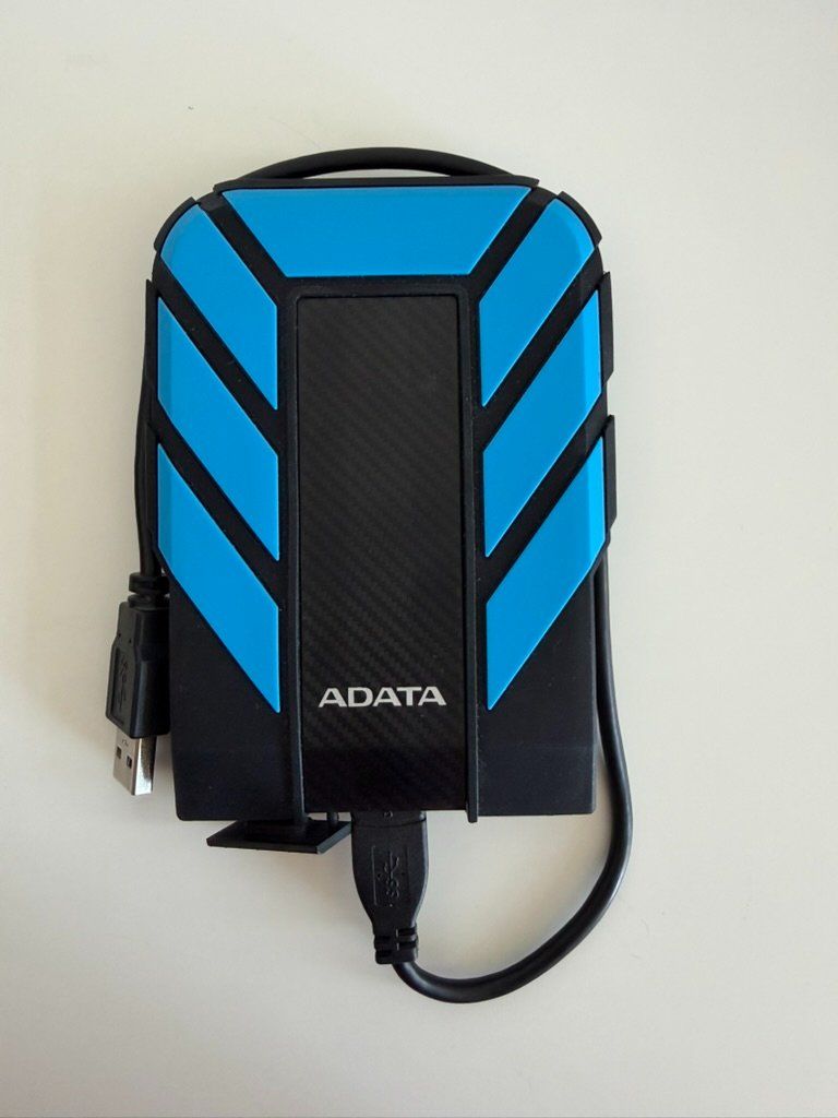 Harddisks: ADATA HD710 Pro 2TB externe Festplatte, robust, gebraucht – Gebraucht aus Brüttisellen von itprofisgroup