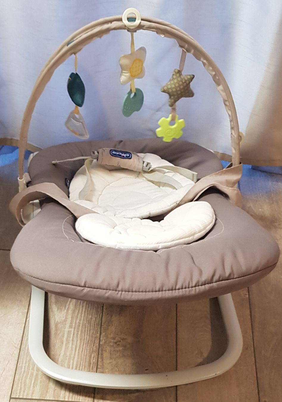 Chicco Sdraiette & Sdraiette a dondolo: Chicco Babywippe, Babysitter – Usato da Mauensee venduto da Braut-kleid 2