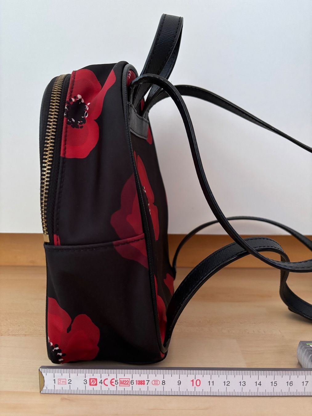Kate Spade Zaini: Kate Spade Mini-Rucksack – Usato da Trübbach venduto da hik_gh6y 1