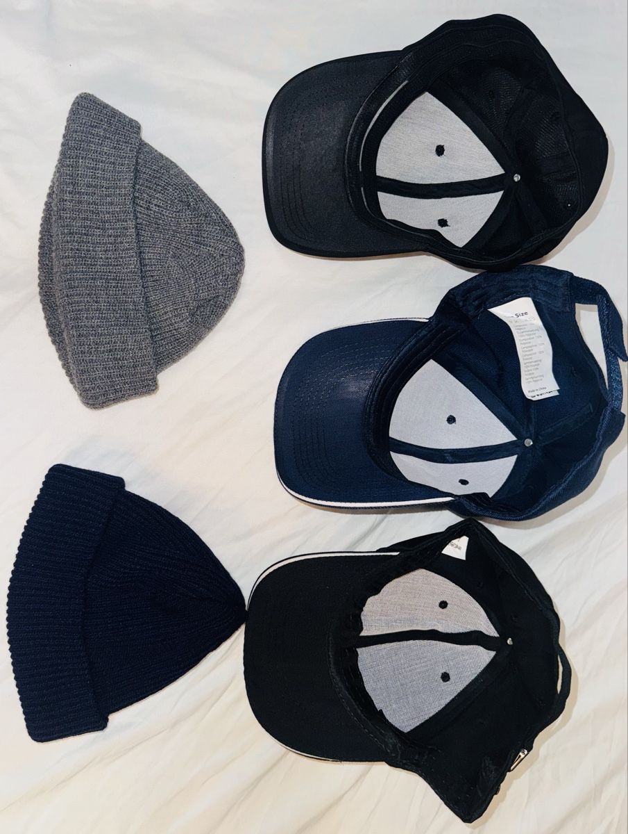 Copricapi, berretti & cappellini: Cappelli invernali e berretti da baseball, lotto, 5 pezzi – Nuovo (secondo la descrizione) da Volketswil venduto da mau_9pxs 1