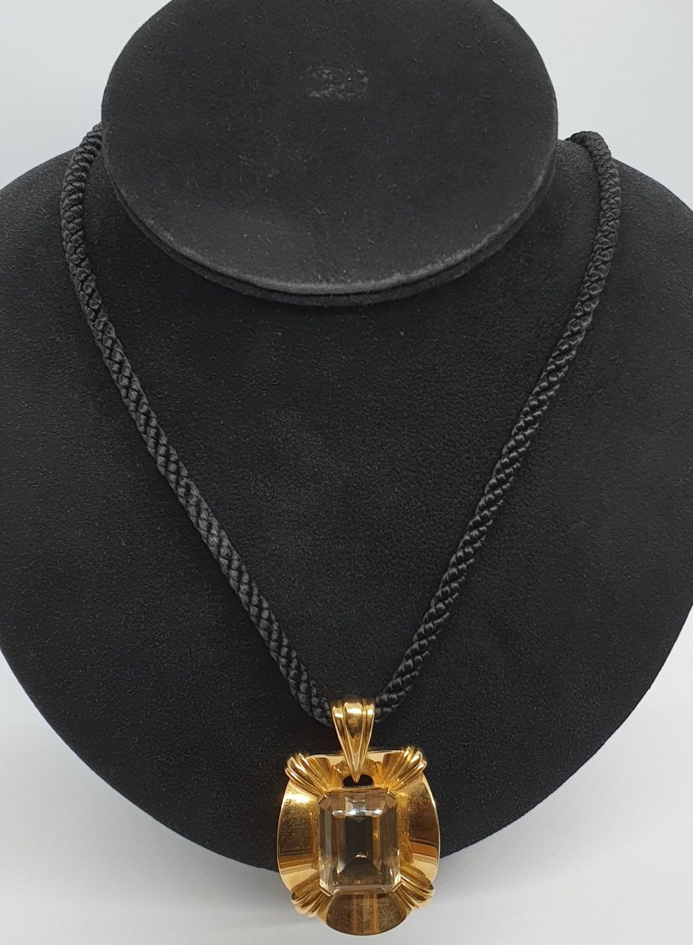 Catenine: Echt 18K Anhänger mit Kette – Usato da Luzern venduto da Luzern-Goldhaus
